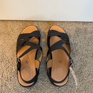 Women's Black Strappy Comfort Sandals